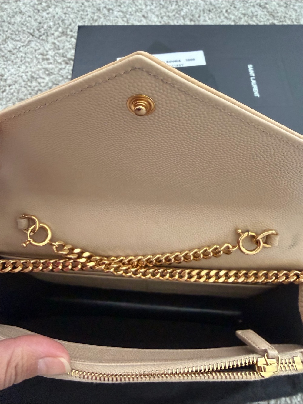 ysl - Picture 5 of 9